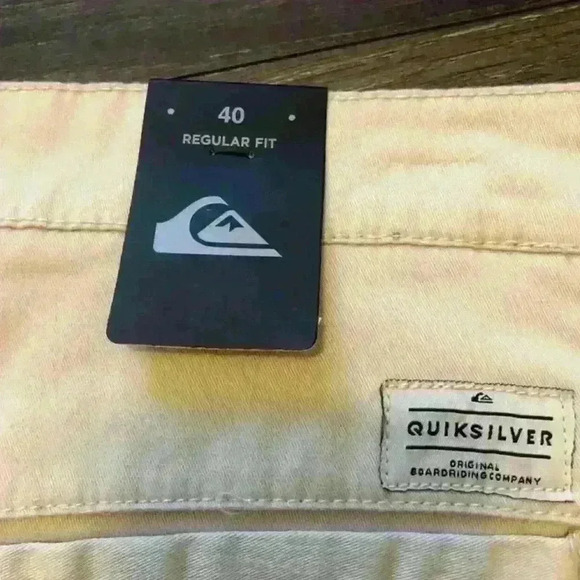 Men’s Quicksilver Khaki Shorts Size 40 Regular Fit NEW - Picture 4 of 4
